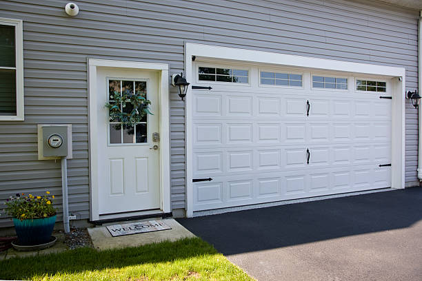 24/7 Emergency Garage Door Panel Replacement experts in Wrightsville, AR